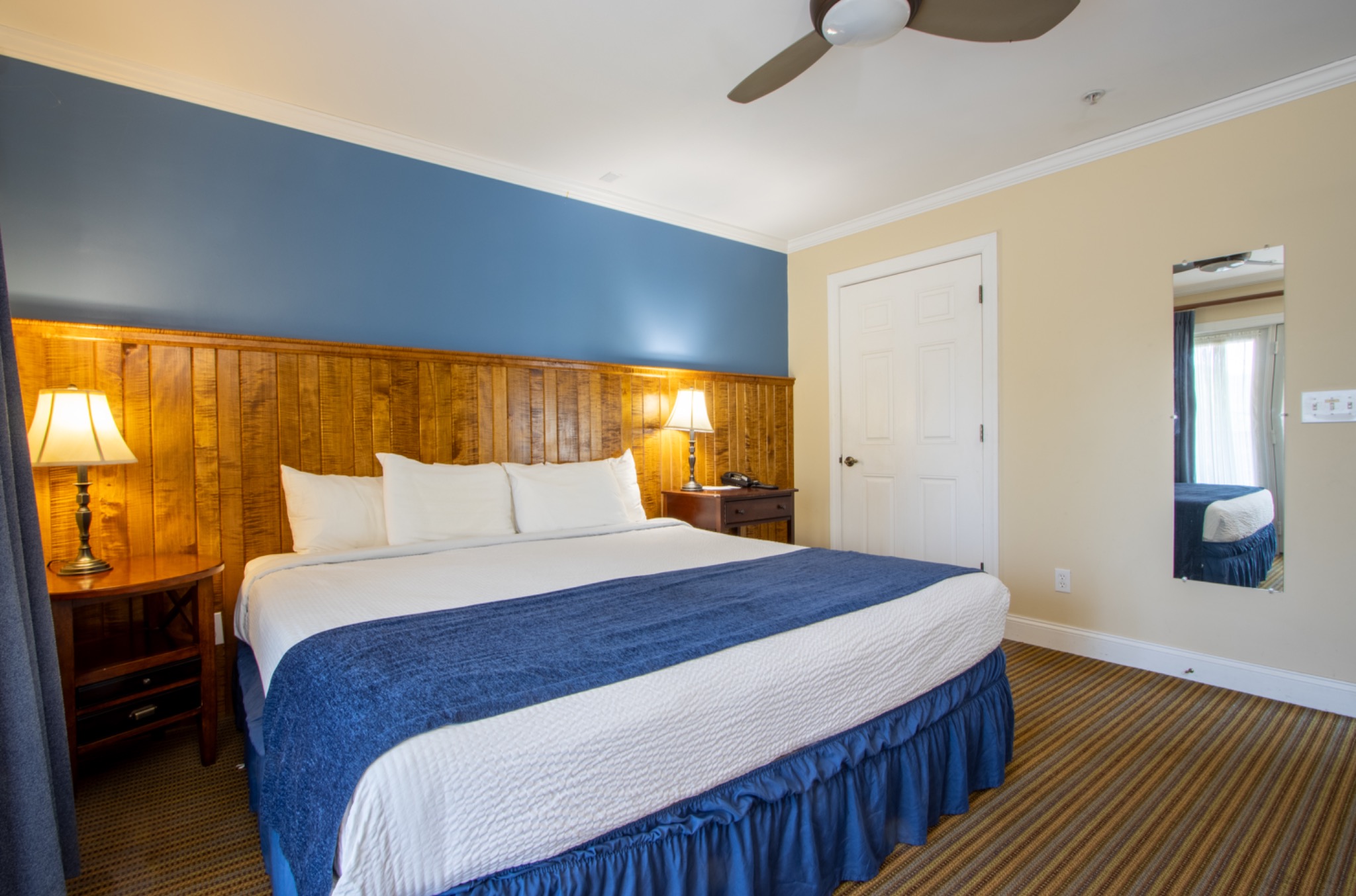 Single King Room