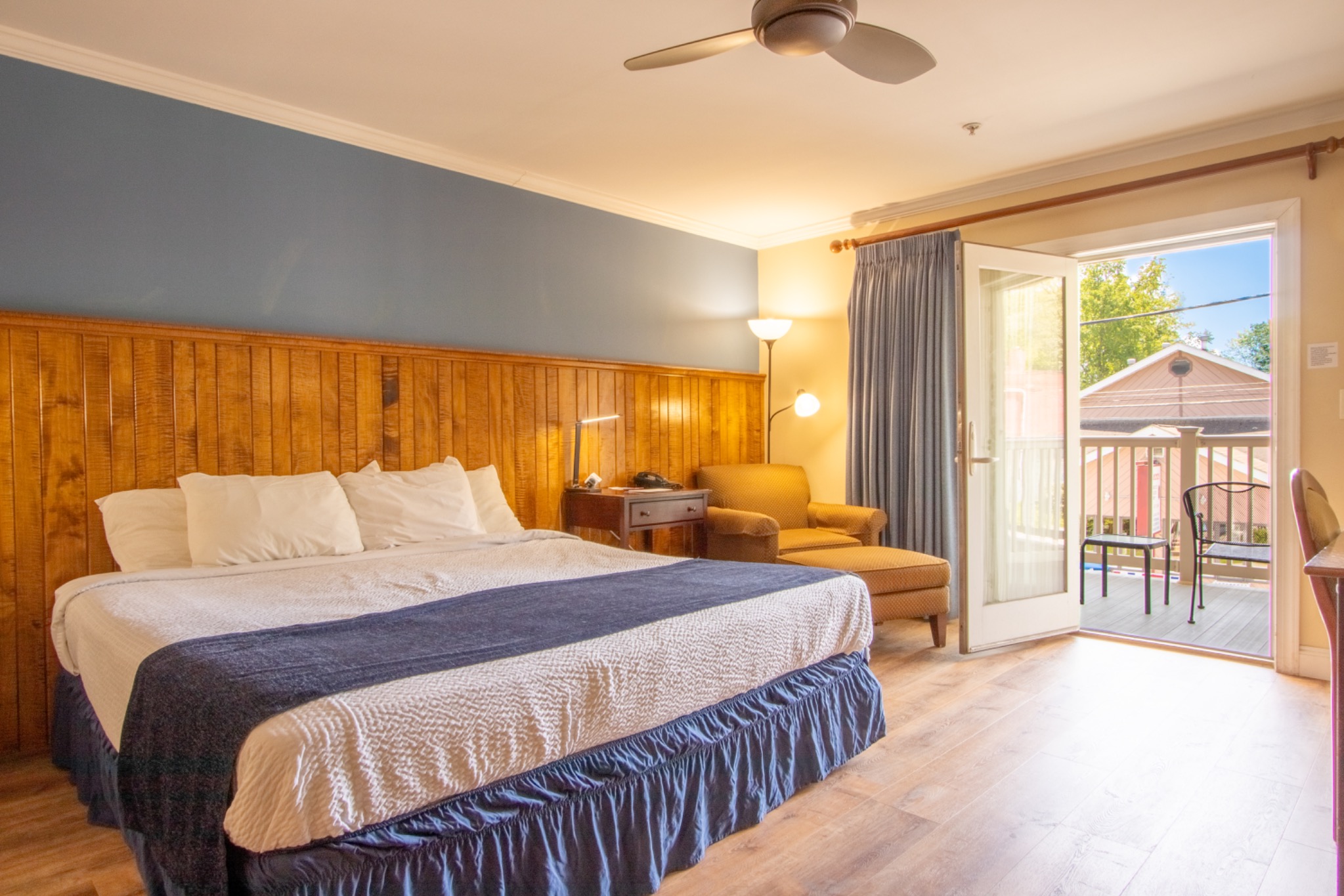 Guest room interior